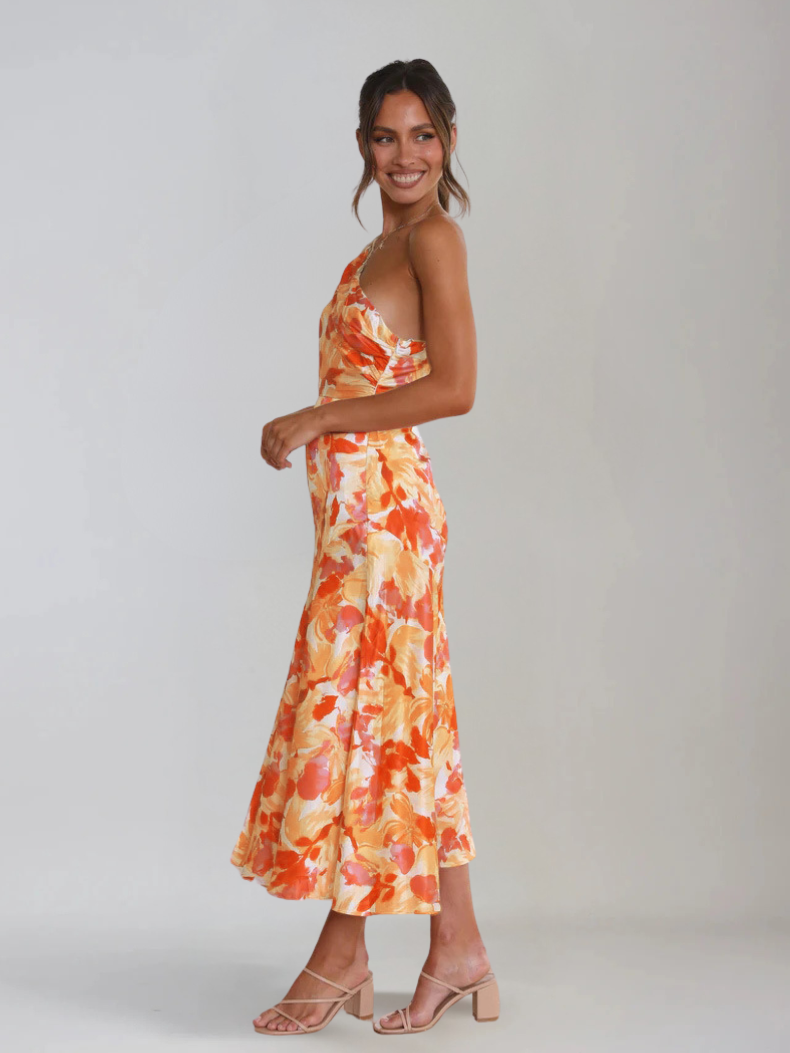 SOLE | Blumiges Sommerkleid