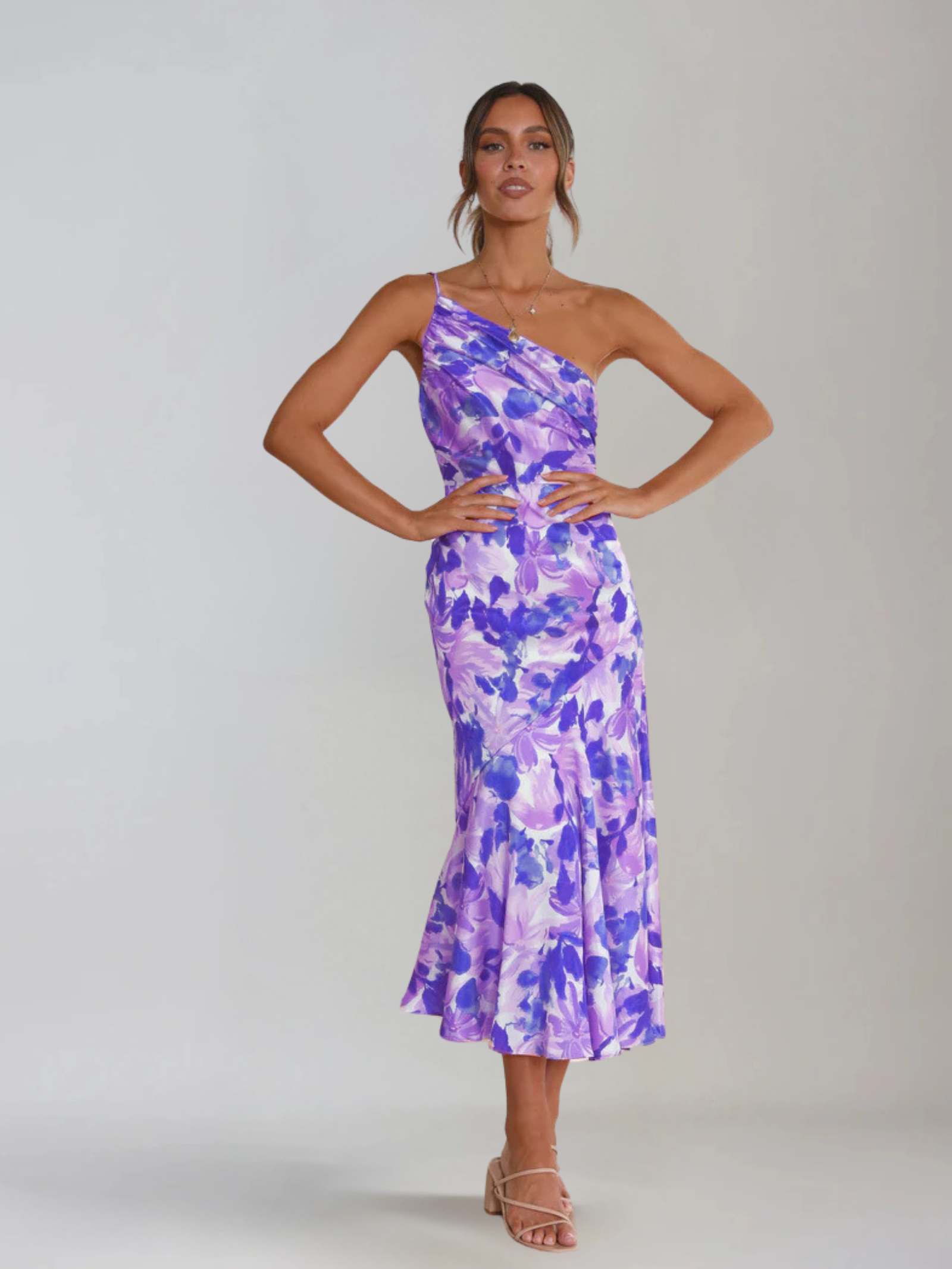 SOLE | Blumiges Sommerkleid