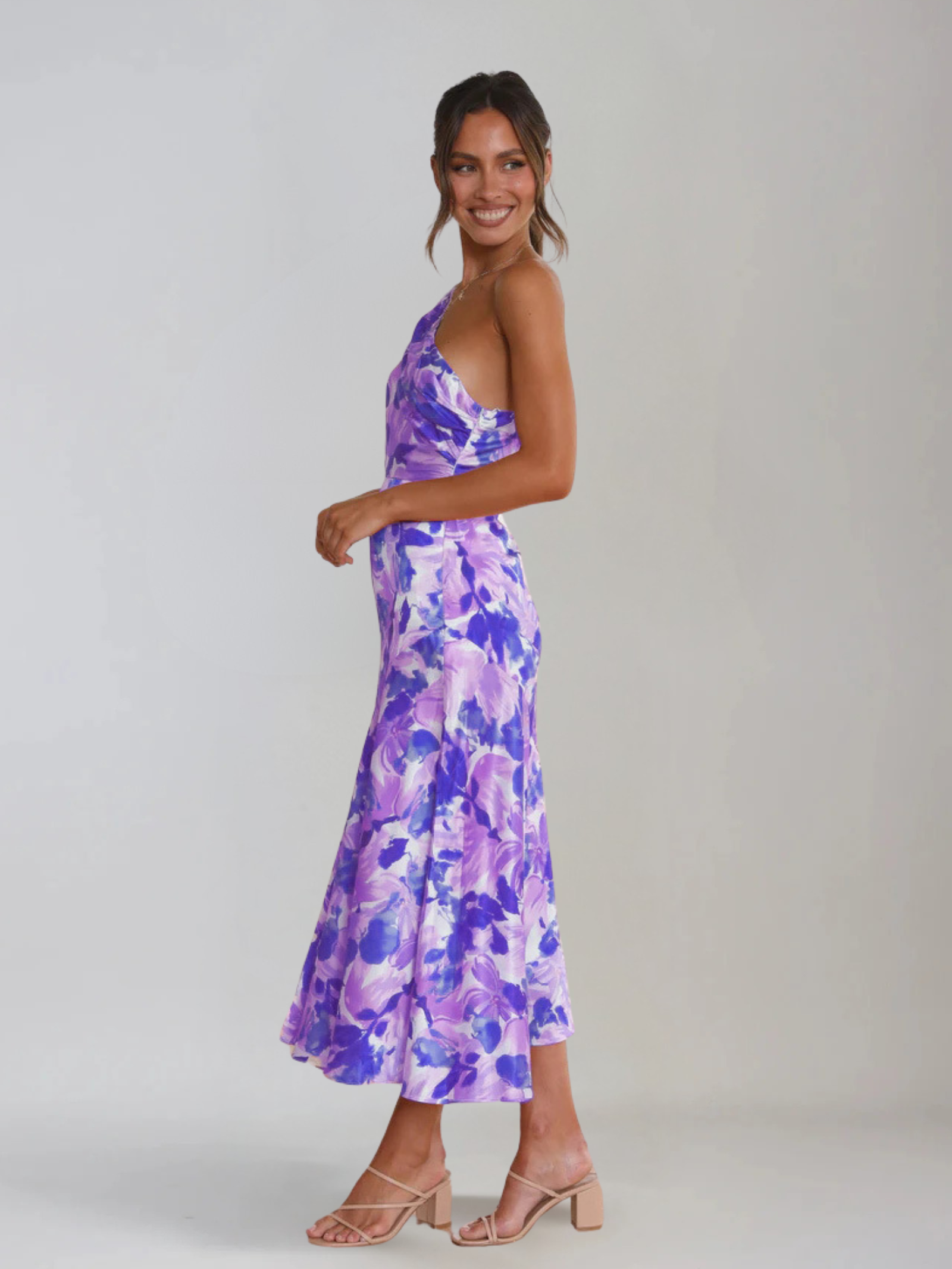 SOLE | Blumiges Sommerkleid