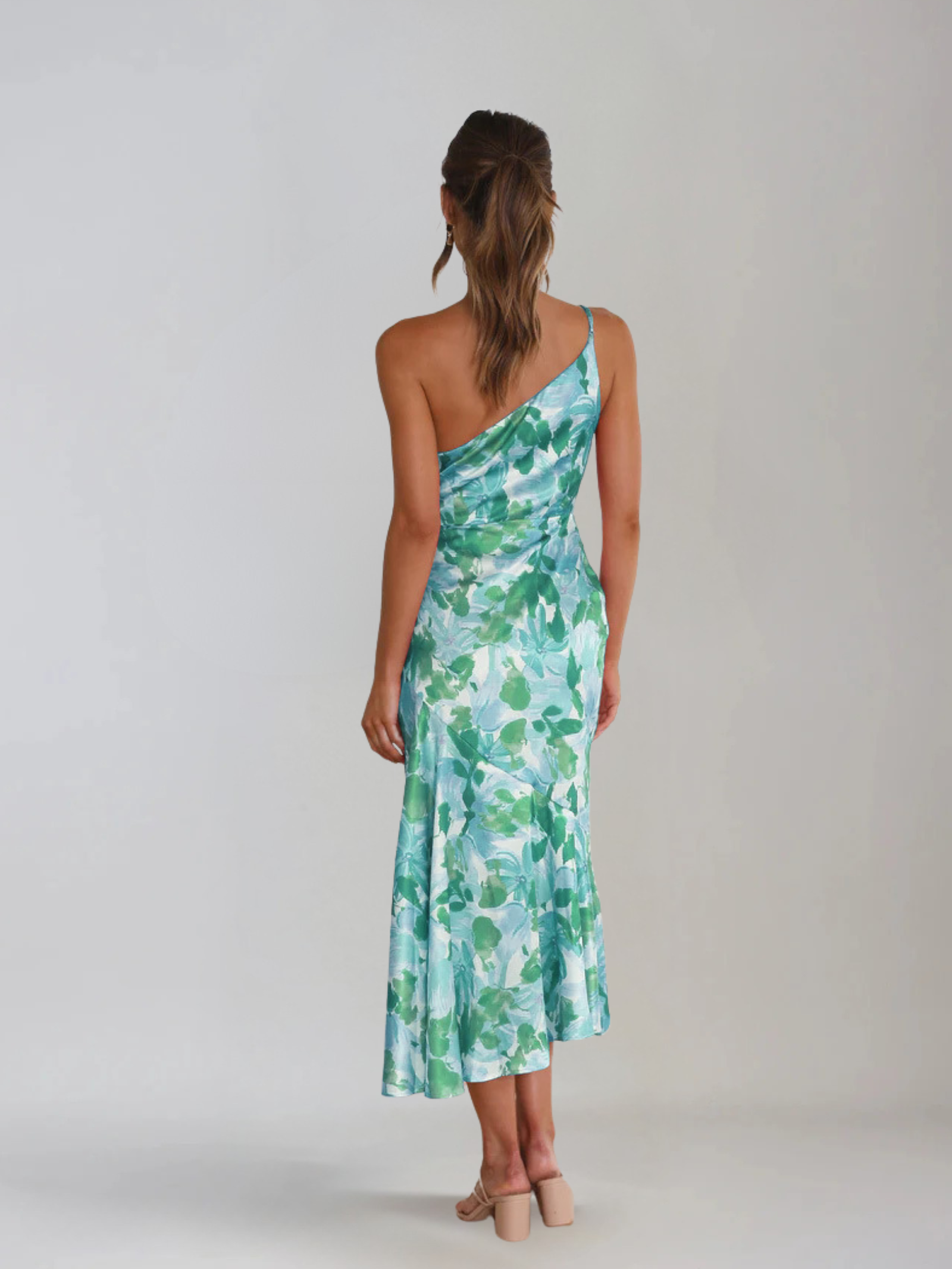 SOLE | Blumiges Sommerkleid