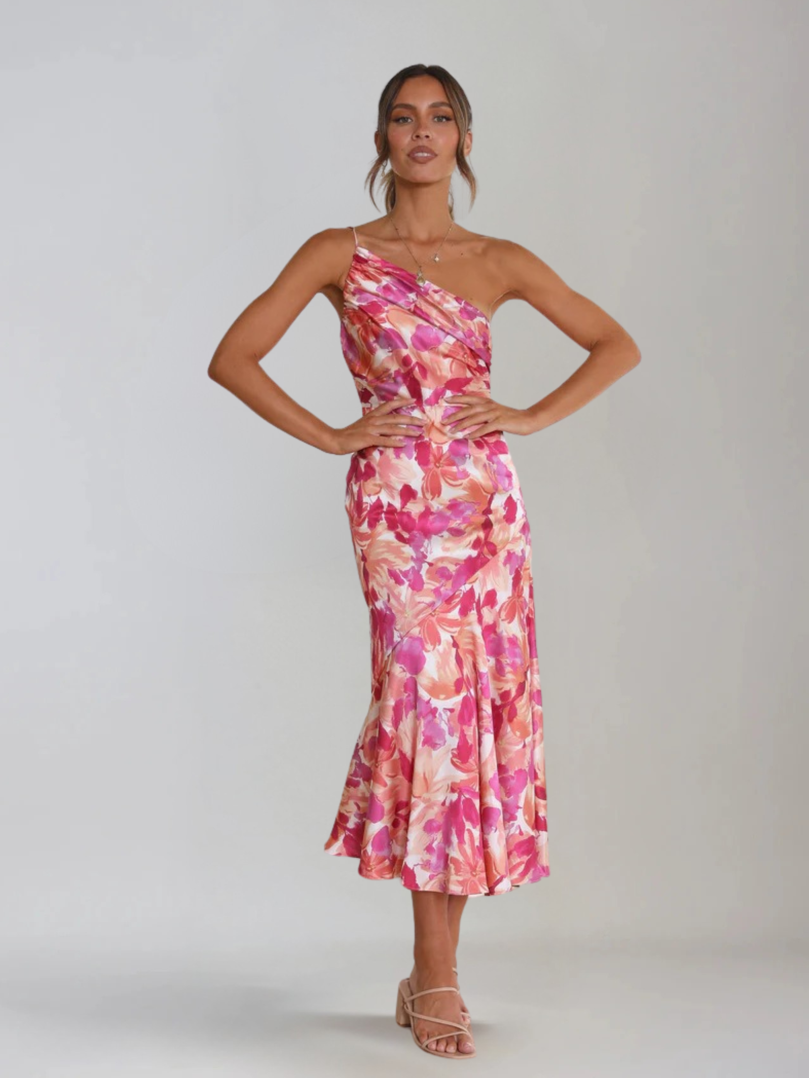 SOLE | Blumiges Sommerkleid