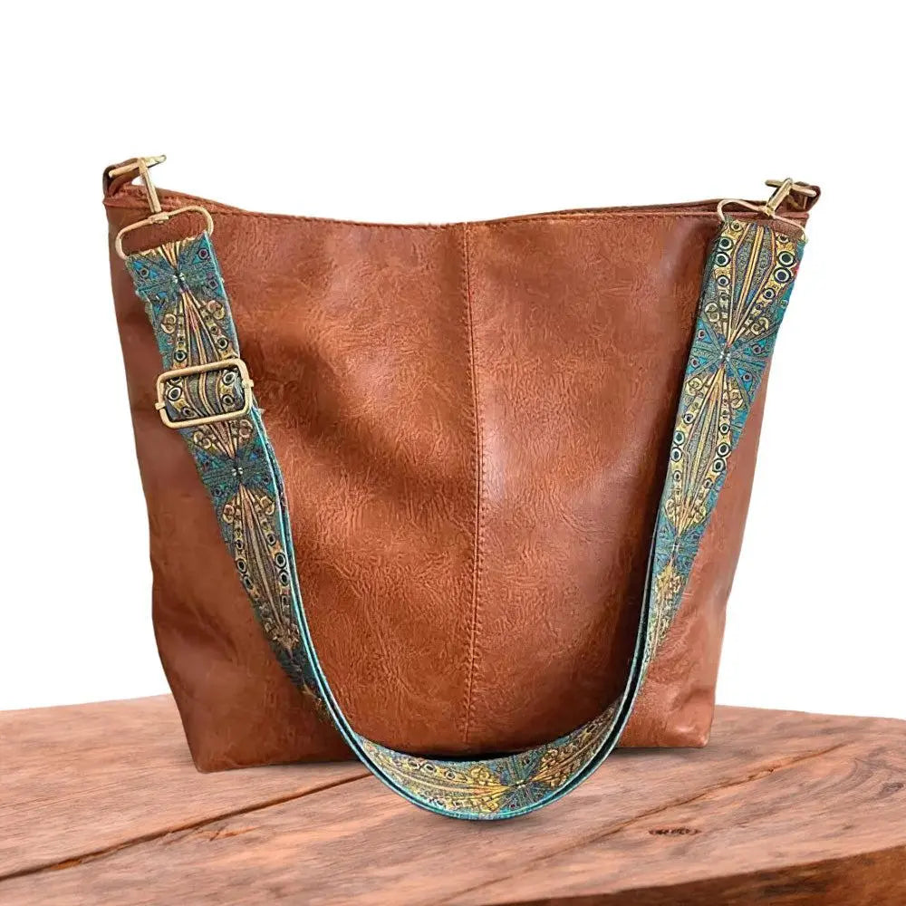 MONIKAS TASCHE - (Meine Favoritin) - Schulter Tasche mit Verzierung