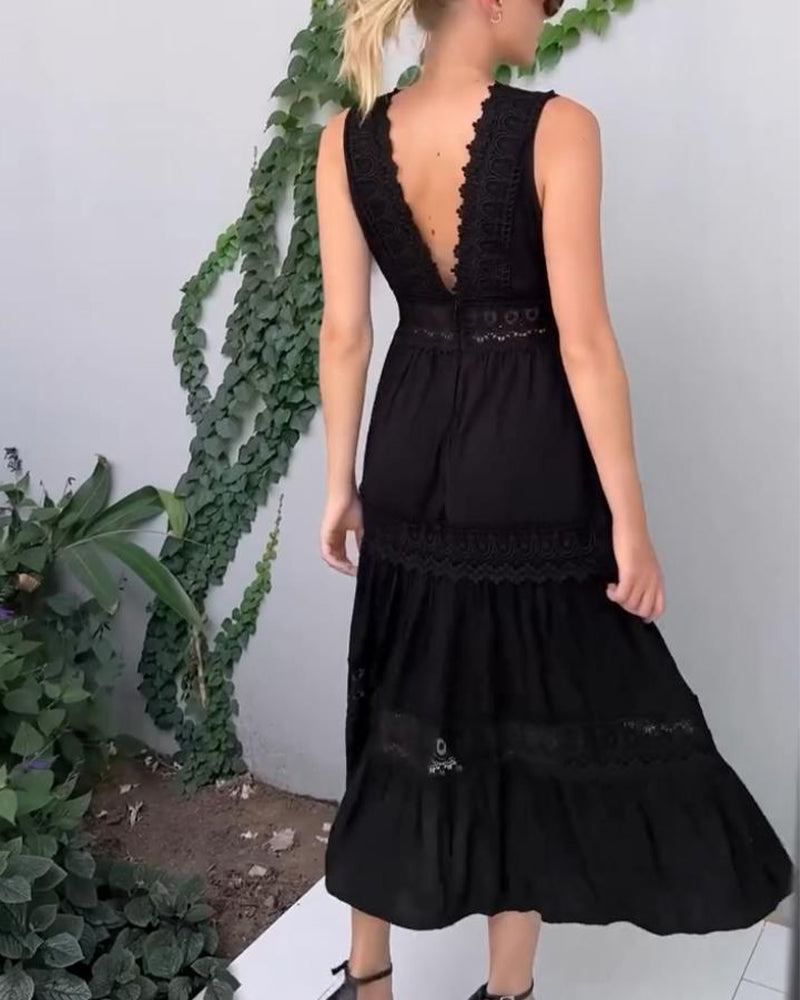 Königsallee Atelier™ | Ärmelloses Midikleid im Boho-Stil mit Spitzendetails